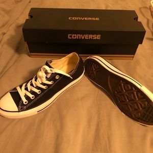 Black converse